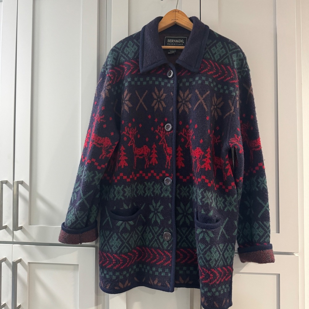 Bernardo Essentials Womens Vintage 100% Wool Fair Isle Reindeer Cardigan large
